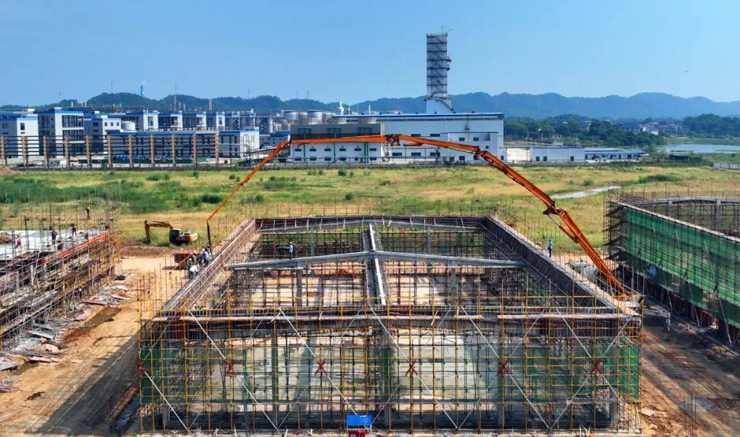 晨光新材：龙山基地硅基新材料（含气凝胶）项目全力推进建设